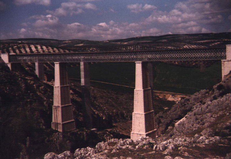 Puente del Barrancón de Loja. Poniente de Granada