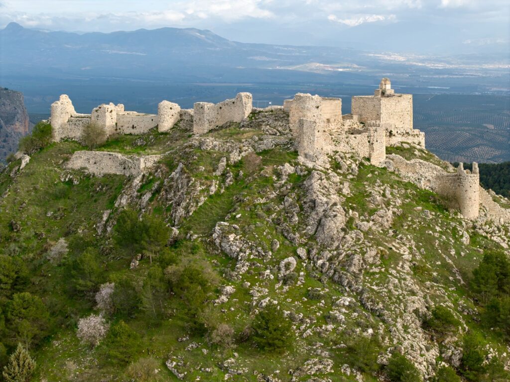 Vistas del Castillo de Moclín desde el Mirador - Poniente de Granada